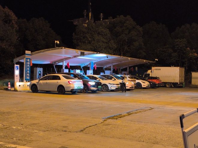 日黄山高评分旅行社四天三晚费用全含开元ky棋牌黄山四日游自驾配套四(图1) 日黄山高评分旅行社四天三晚费用全含开元ky棋牌黄山四日游自驾配套四(图1)